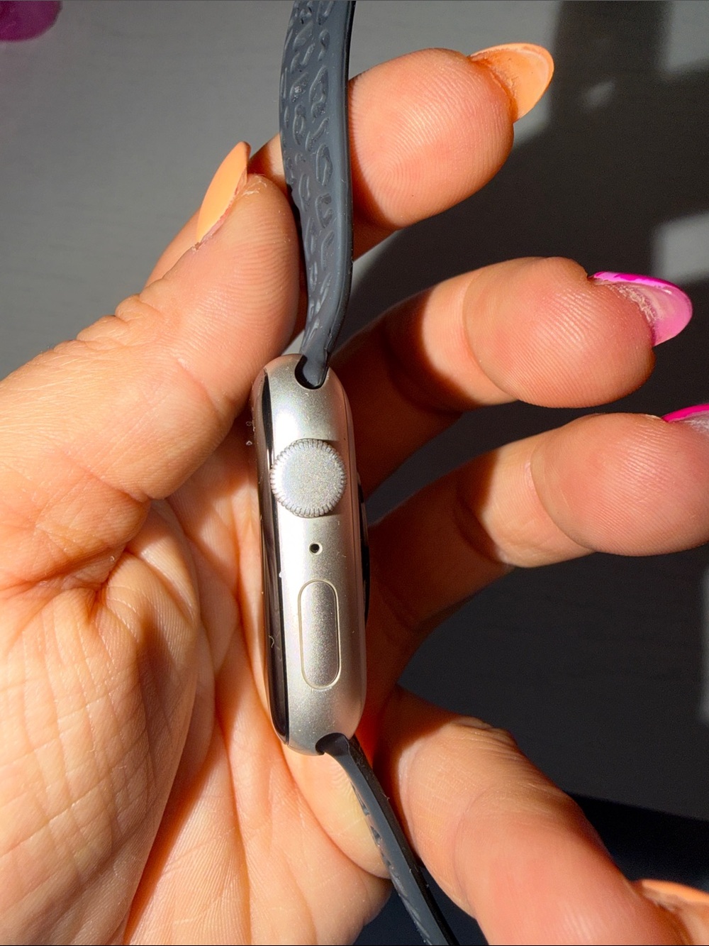✨Apple Watch SE 44 mm✨ - Picture 3 of 5
